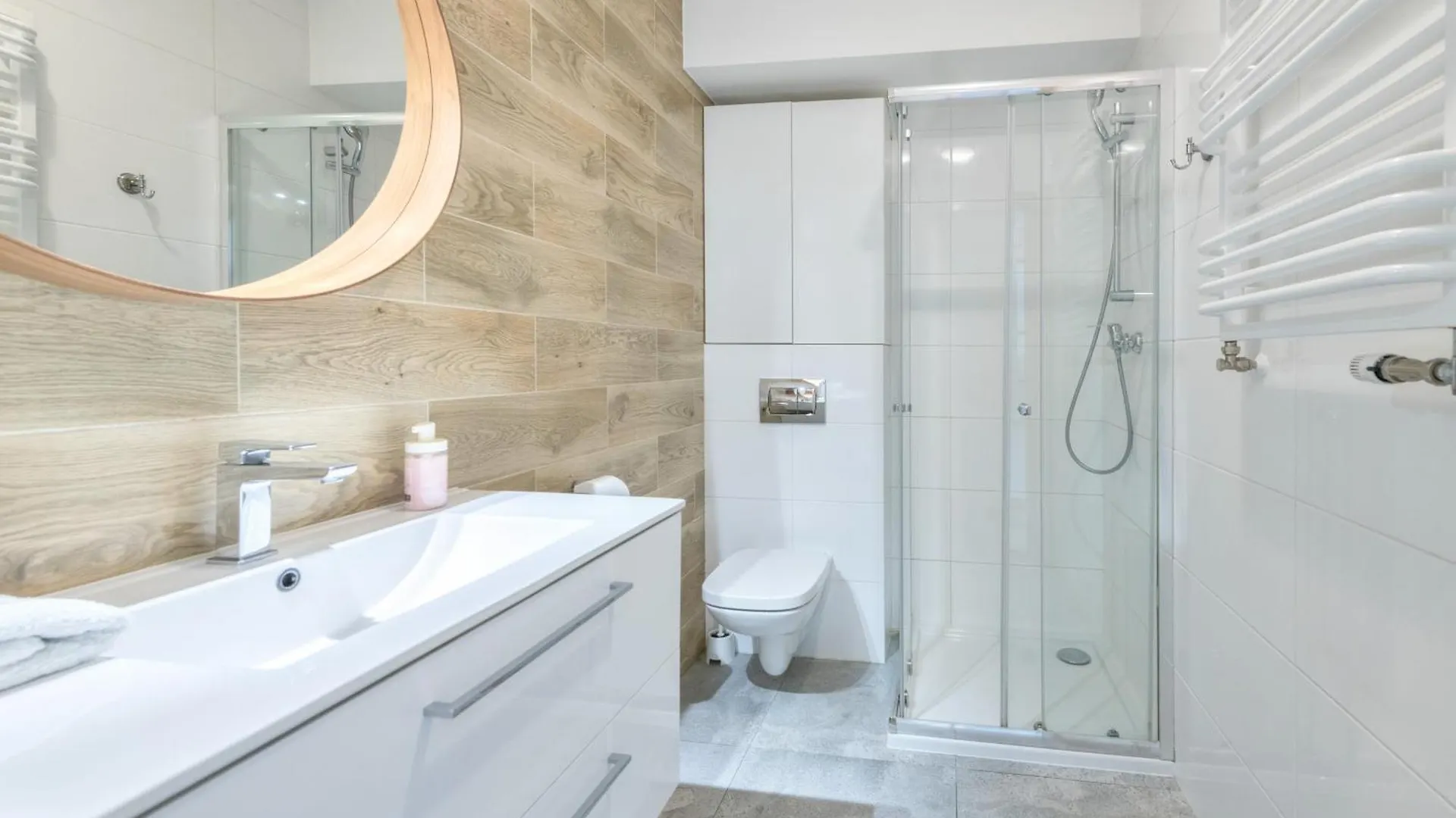 Waterlane Island Deluxe 5A By Grand Apartments Gdansk